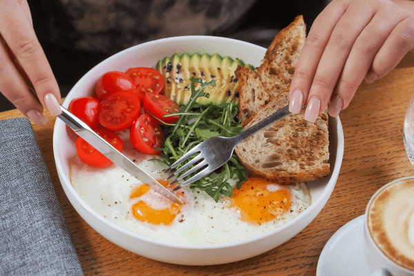 comment-perdre-les-poignées-d'amour-alimentation